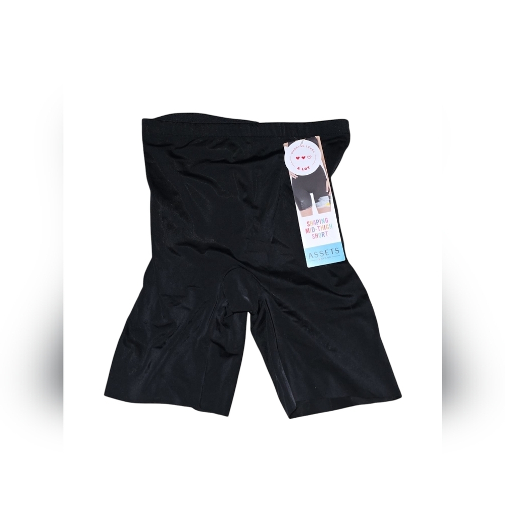Womens Assets By Spanx Black Mid Thigh Shaping Shorts, Small, NWT!!!